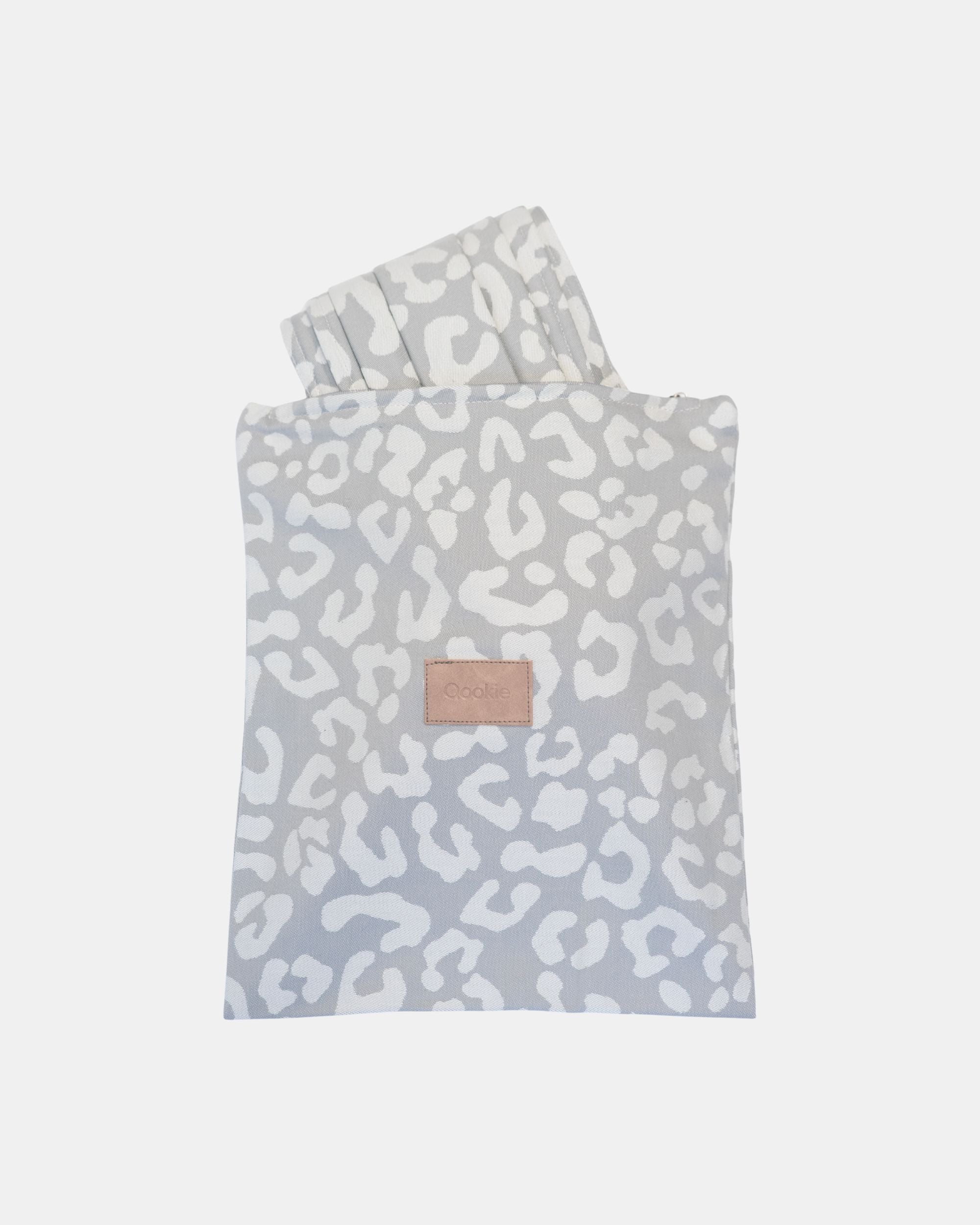 Qookie Essentials Bag - Leo Grey