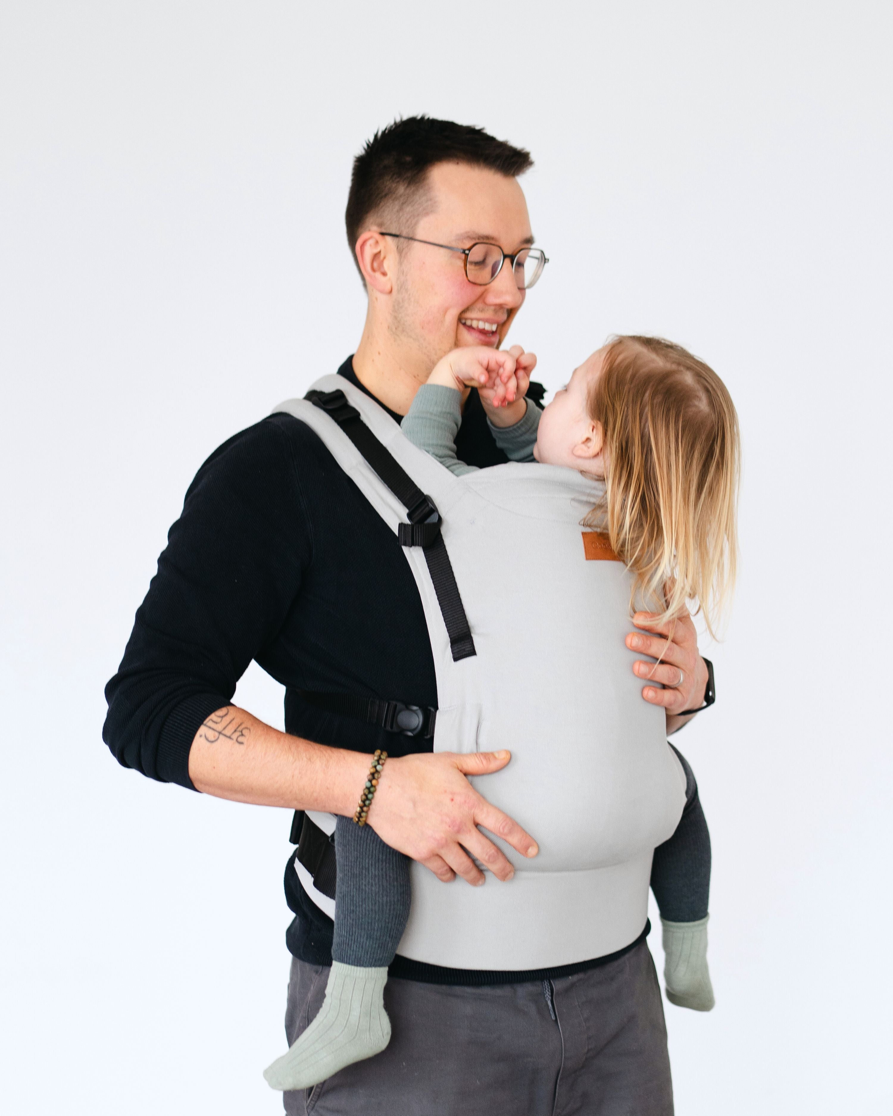 Qookie Ultimo - Toddler Carrier - Grey