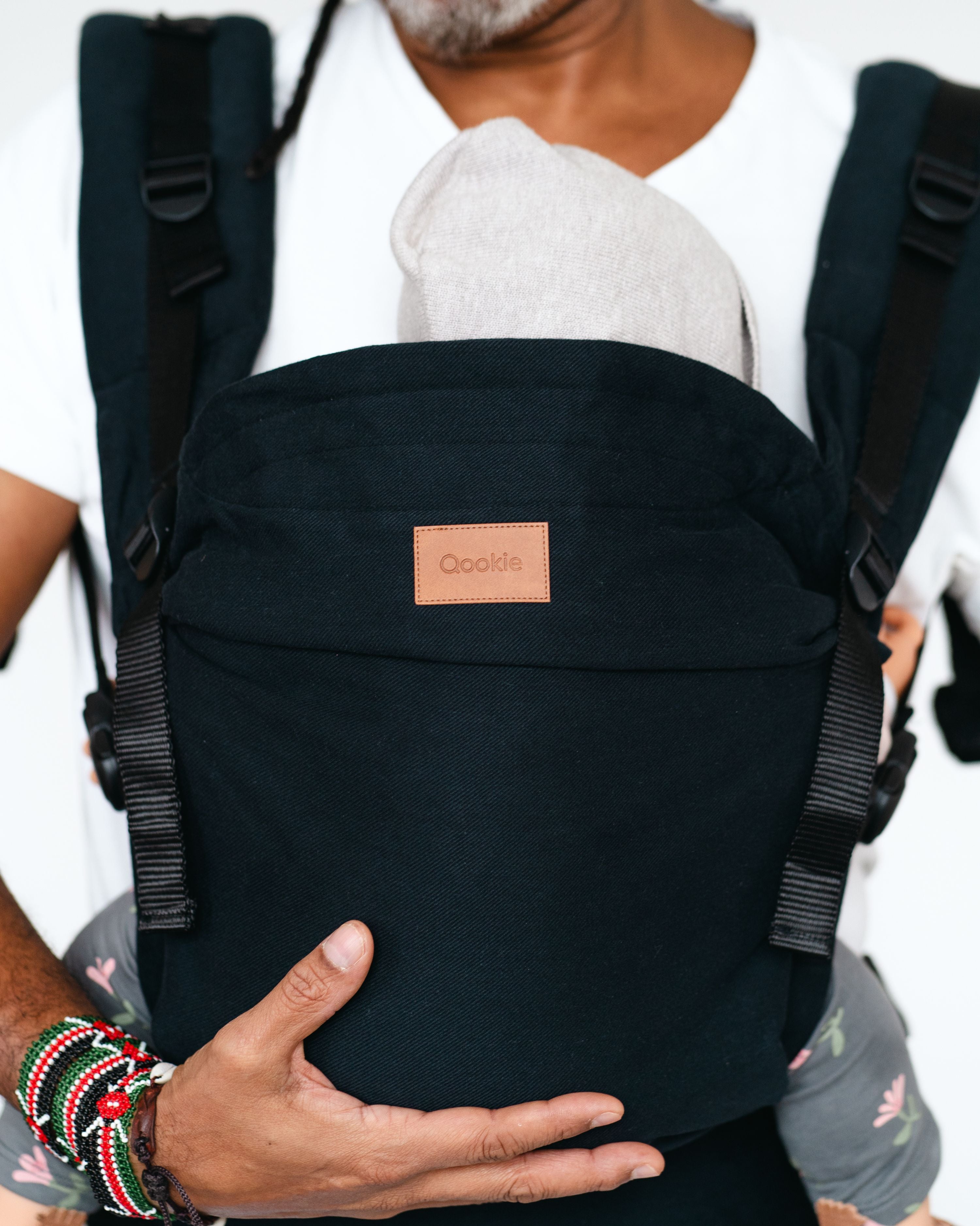 Qookie Ultimo - Toddler Carrier - Black