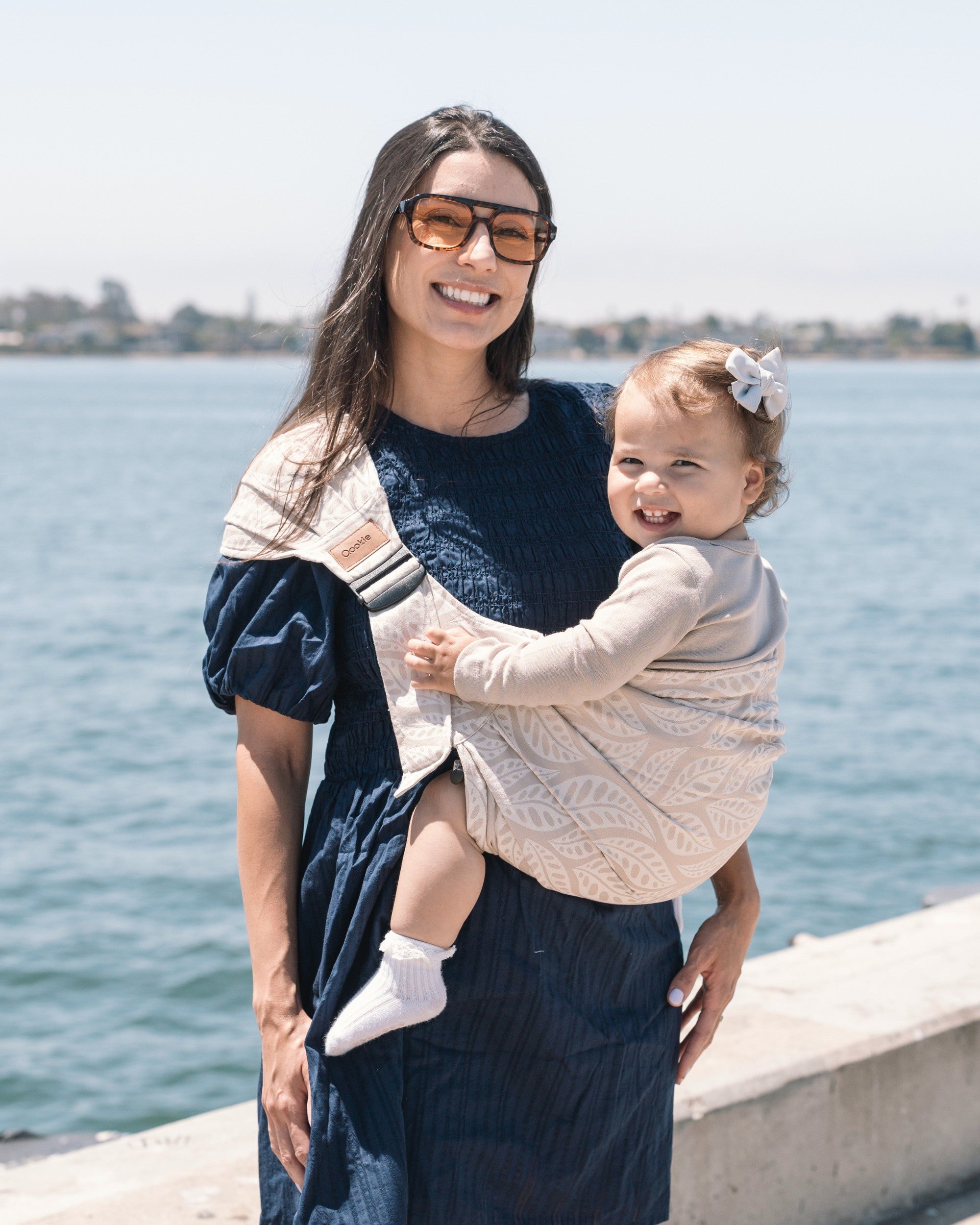 Qookie Go - Hip Carrier - Flora Pearl