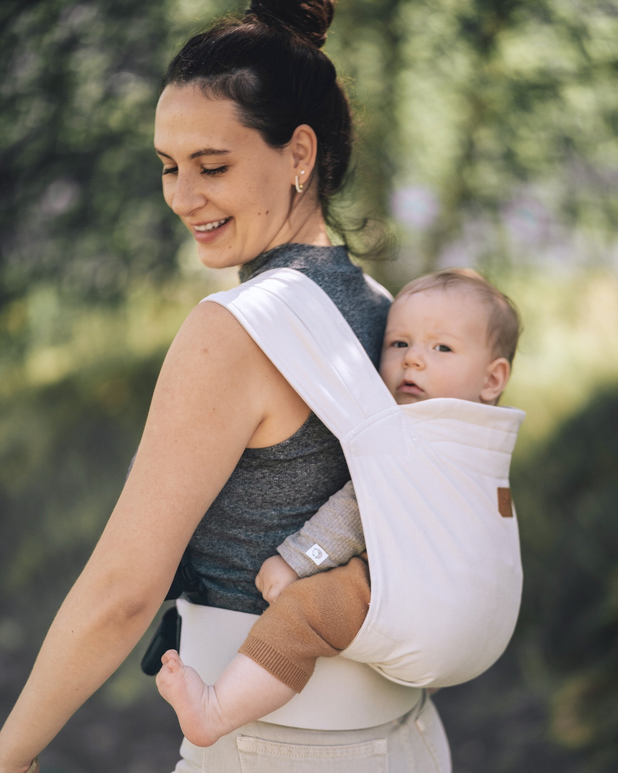 Qookie Vario - Full Buckle Babytrage - Ruby